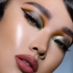 Yucca Eyeshadow Palette -Christophe Robin Shop p 550x550 1451