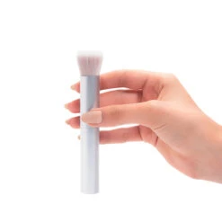 RMS Beauty Skin2Skin Blush Brush -Christophe Robin Shop p 550x550 1656