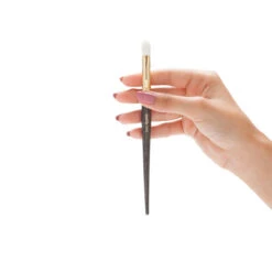 247 Flat Round Crease Brush -Christophe Robin Shop p 550x550 1988