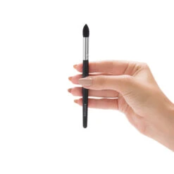 Casual Series C-19 Eyeshadow Brush -Christophe Robin Shop p 550x550 2031