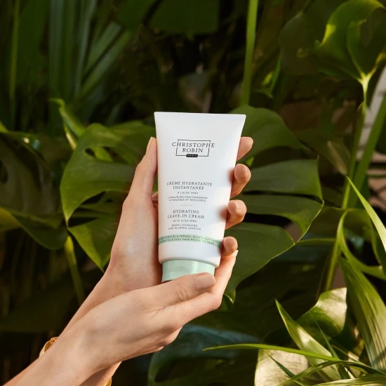 Christophe Robin Hydrating Leave-In Cream With Aloe Vera 7 Christophe Robin Hydrating Leave-In Cream With Aloe Vera - Image 5
